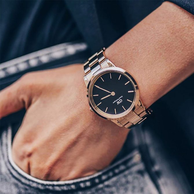 20代男性に人気！ダニエルウェリントンの腕時計モデルとコーディネート 